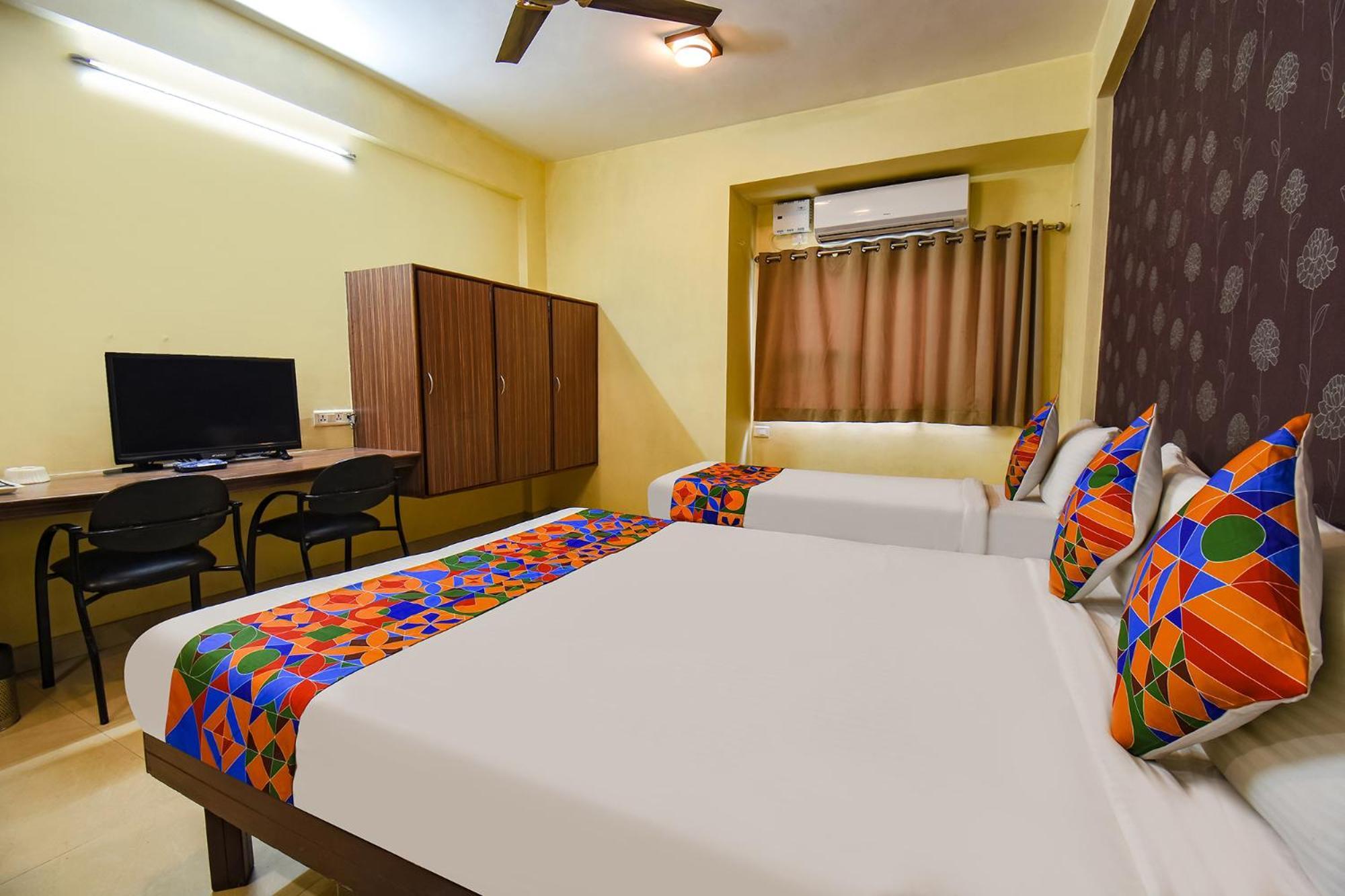 Fabhotel Prime Yash Residency - Nr Lonavala Railway Station Exterior photo